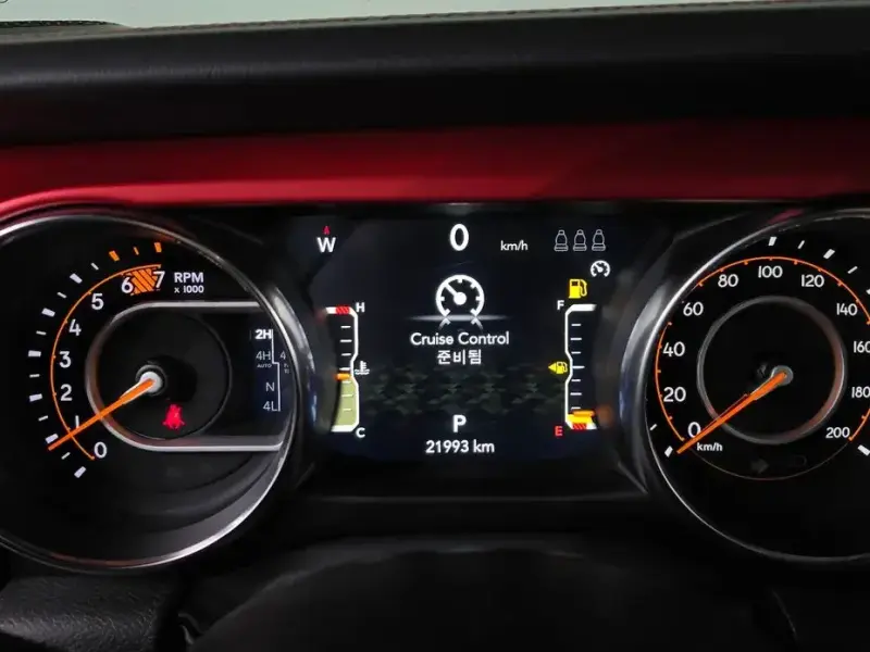 2023 Jeep Wrangler с пробегом 21 993 км