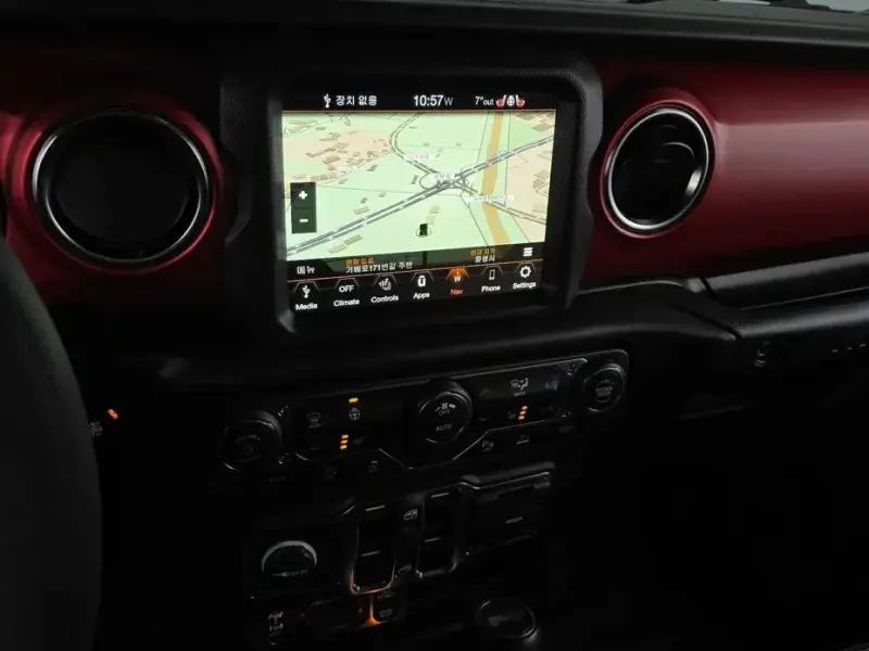 2023 Jeep Wrangler с пробегом 21 993 км