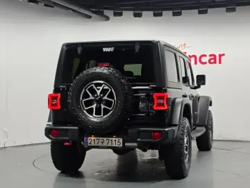 2024 Jeep Wrangler с пробегом 18 587 км
