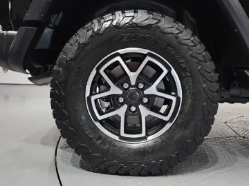 2024 Jeep Wrangler с пробегом 18 587 км