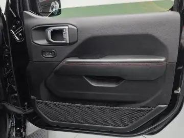 2024 Jeep Wrangler с пробегом 18 587 км
