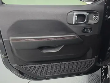 2024 Jeep Wrangler с пробегом 18 587 км
