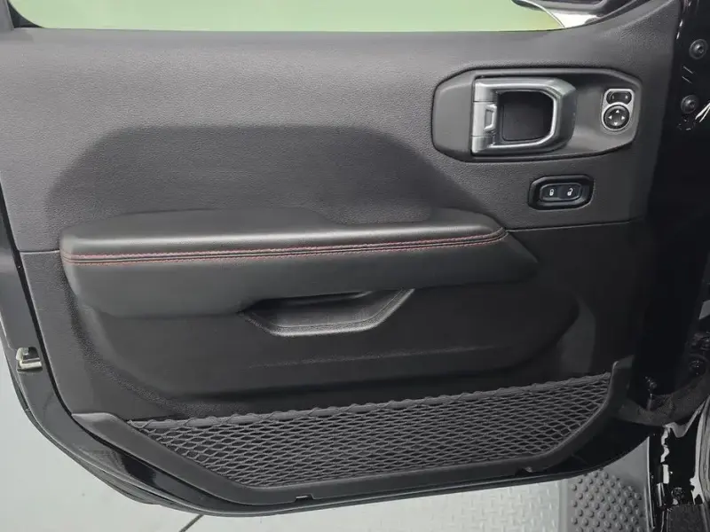 2024 Jeep Wrangler с пробегом 18 587 км