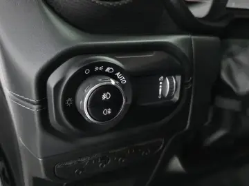 2024 Jeep Wrangler с пробегом 18 587 км