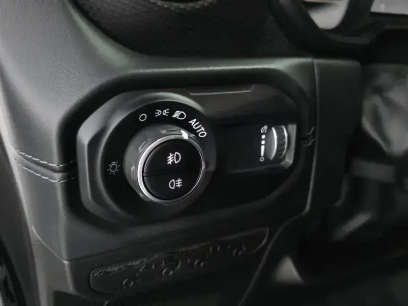 2024 Jeep Wrangler с пробегом 18 587 км
