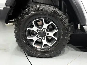 2023 Jeep Wrangler с пробегом 21 684 км