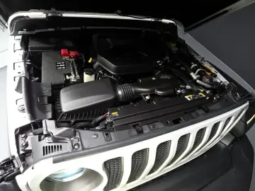 2023 Jeep Wrangler с пробегом 21 684 км