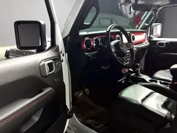 2023 Jeep Wrangler с пробегом 21 684 км