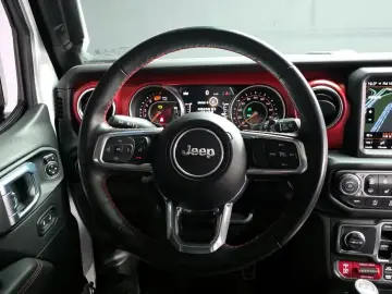 2023 Jeep Wrangler с пробегом 21 684 км