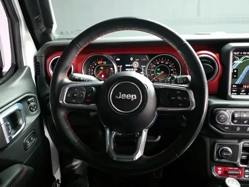 2023 Jeep Wrangler с пробегом 21 684 км