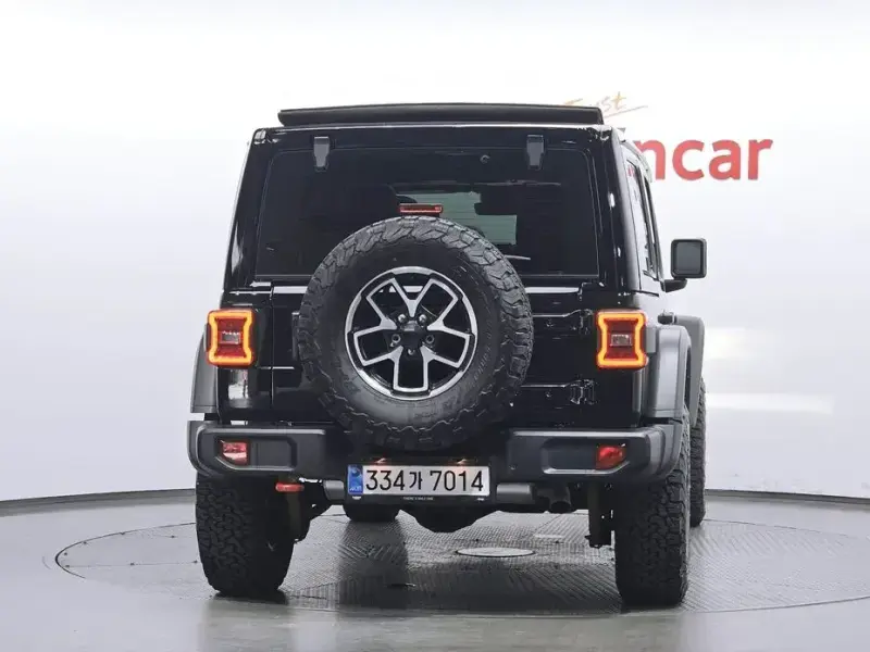 2025 Jeep Wrangler с пробегом 8 357 км