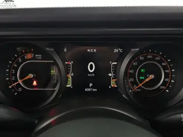 2025 Jeep Wrangler с пробегом 8 357 км