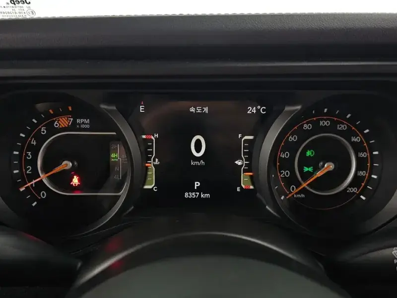 2025 Jeep Wrangler с пробегом 8 357 км