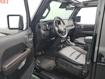 2025 Jeep Wrangler с пробегом 8 357 км