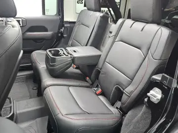 2025 Jeep Wrangler с пробегом 8 357 км