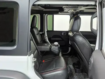 2023 Jeep Wrangler с пробегом 4 339 км