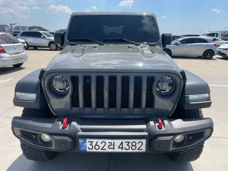 2023 Jeep Wrangler с пробегом 57 877 км