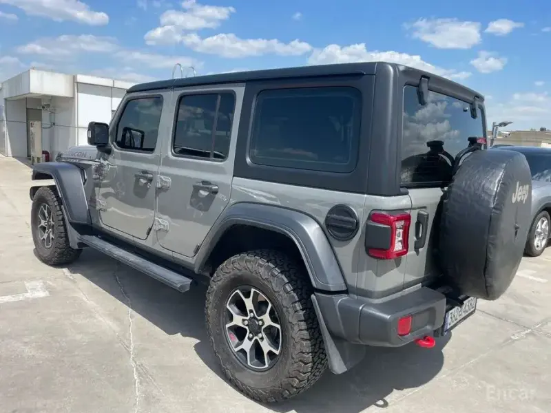 2023 Jeep Wrangler с пробегом 57 877 км
