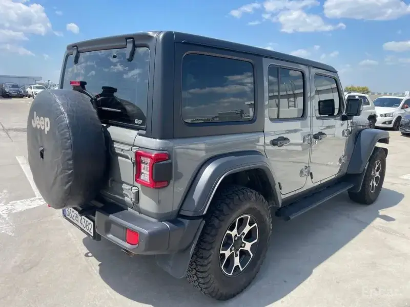 2023 Jeep Wrangler с пробегом 57 877 км