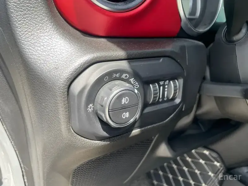 2023 Jeep Wrangler с пробегом 57 877 км