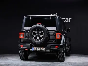 2022 Jeep Wrangler с пробегом 20 303 км