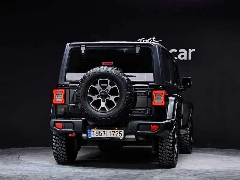 2022 Jeep Wrangler с пробегом 20 303 км