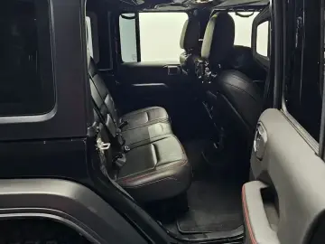 2022 Jeep Wrangler с пробегом 20 303 км