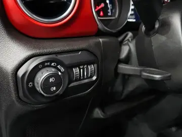 2022 Jeep Wrangler с пробегом 20 303 км