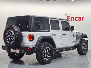 2024 Jeep Wrangler с пробегом 21 299 км
