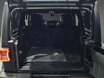 2022 Jeep Wrangler с пробегом 20 303 км