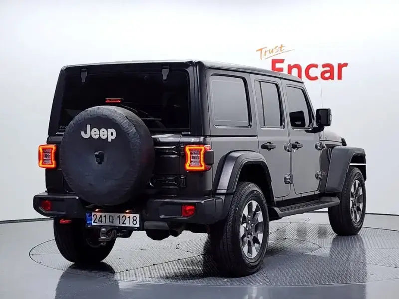 2022 Jeep Wrangler с пробегом 63 696 км