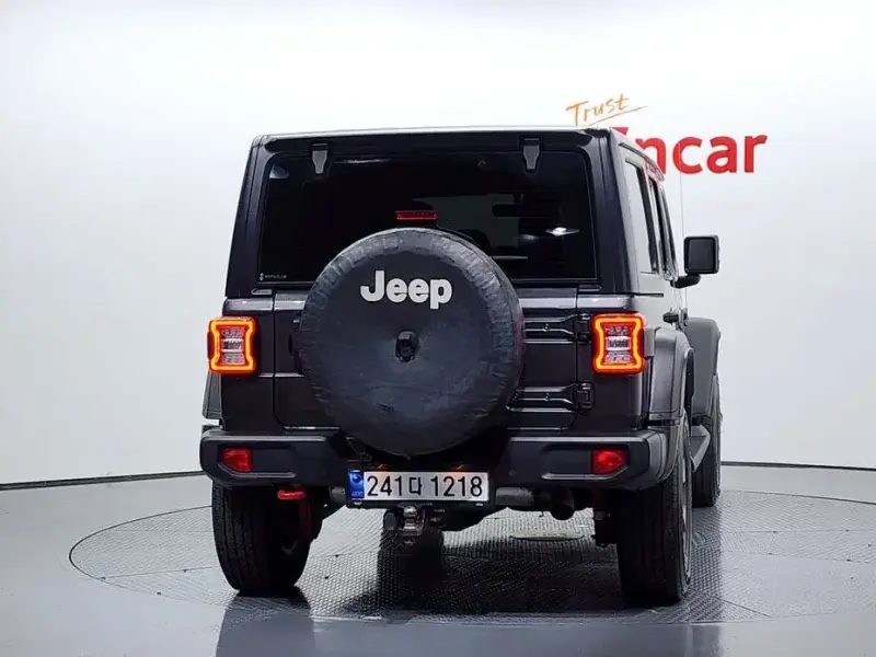 2022 Jeep Wrangler с пробегом 63 696 км
