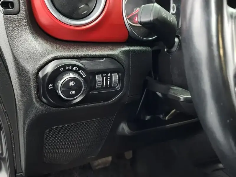 2022 Jeep Wrangler с пробегом 63 696 км