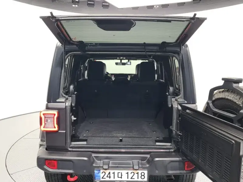 2022 Jeep Wrangler с пробегом 63 696 км