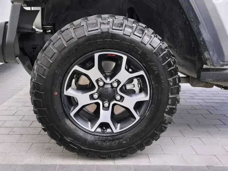 2022 Jeep Wrangler с пробегом 43 645 км
