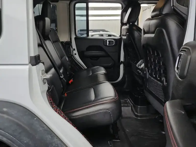 2022 Jeep Wrangler с пробегом 43 645 км