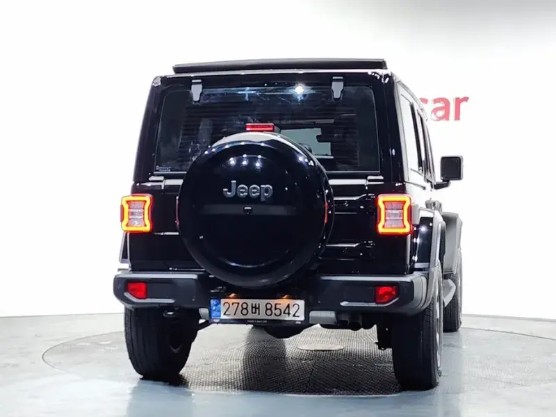 2022 Jeep Wrangler с пробегом 27 369 км