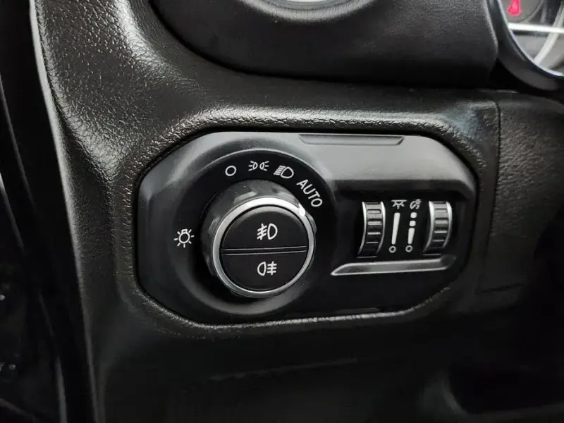 2022 Jeep Wrangler с пробегом 27 369 км