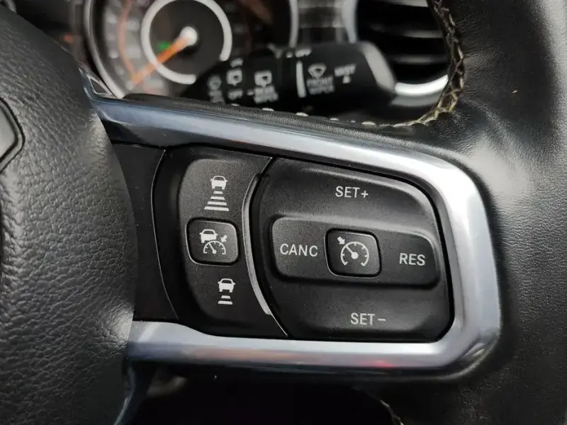 2022 Jeep Wrangler с пробегом 27 369 км