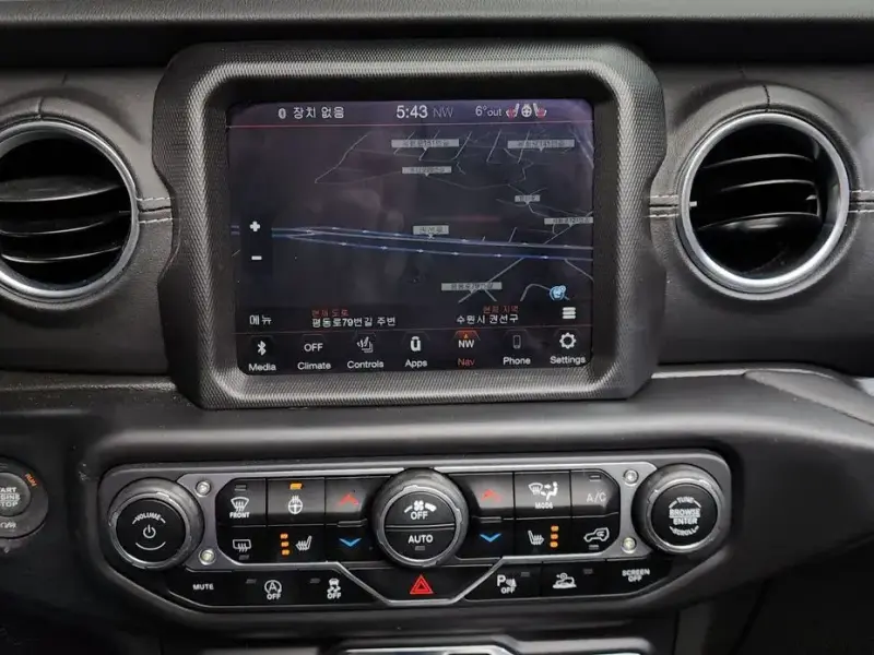 2022 Jeep Wrangler с пробегом 27 369 км