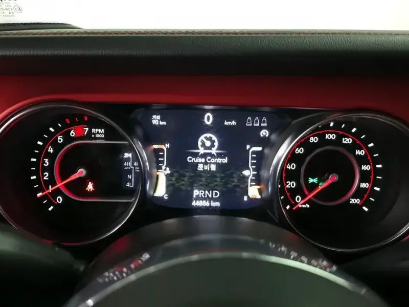 2022 Jeep Wrangler с пробегом 44 886 км