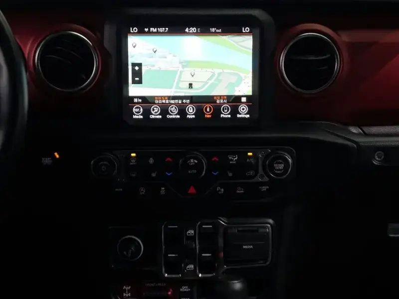 2022 Jeep Wrangler с пробегом 44 886 км