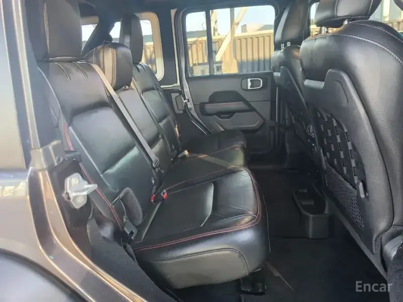 2022 Jeep Wrangler с пробегом 25 064 км