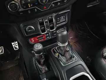 2023 Jeep Wrangler с пробегом 18 330 км
