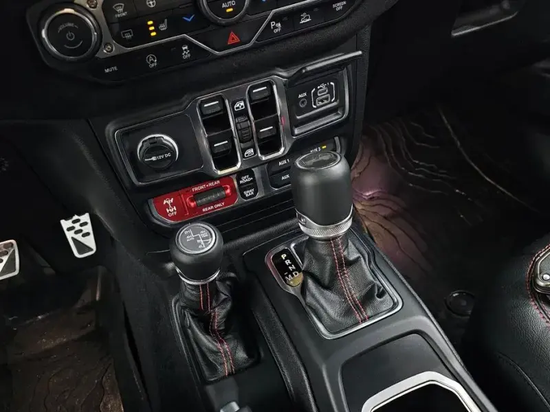 2023 Jeep Wrangler с пробегом 18 330 км