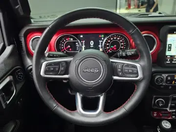 2022 Jeep Wrangler с пробегом 16 511 км
