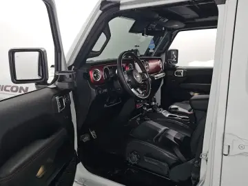 2023 Jeep Wrangler с пробегом 18 330 км