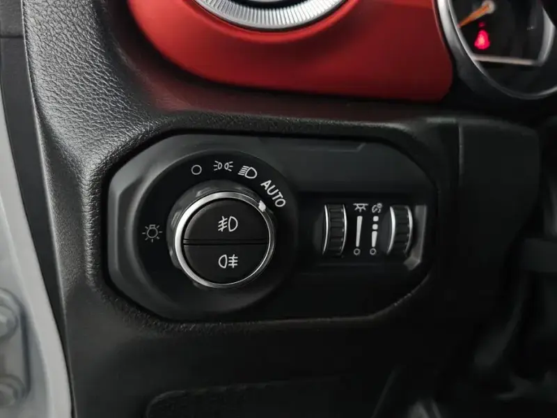 2023 Jeep Wrangler с пробегом 18 330 км