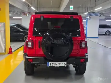 2023 Jeep Wrangler с пробегом 10 340 км