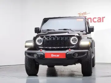 2023 Jeep Wrangler с пробегом 27 983 км